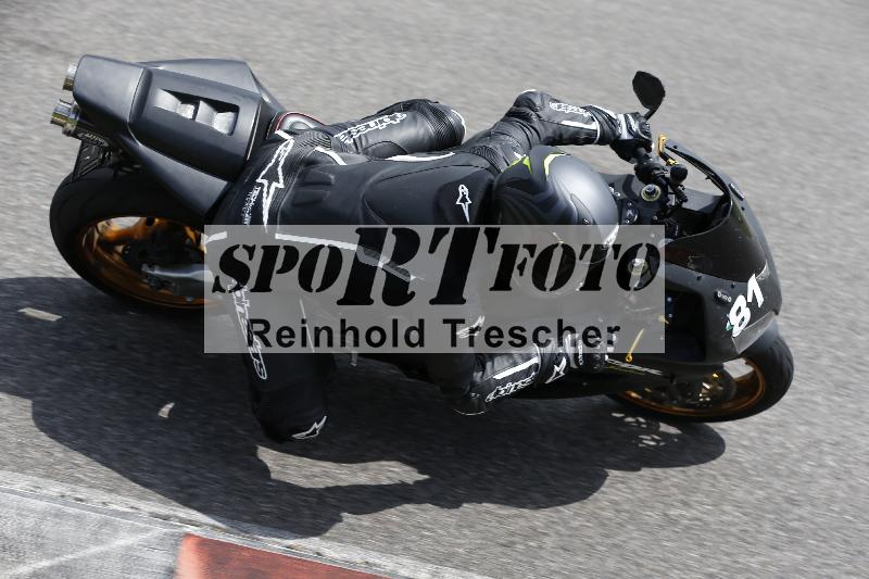 /Archiv-2024/29 12.06.2024 MOTO.CH Track Day ADR/Gruppe blau/81